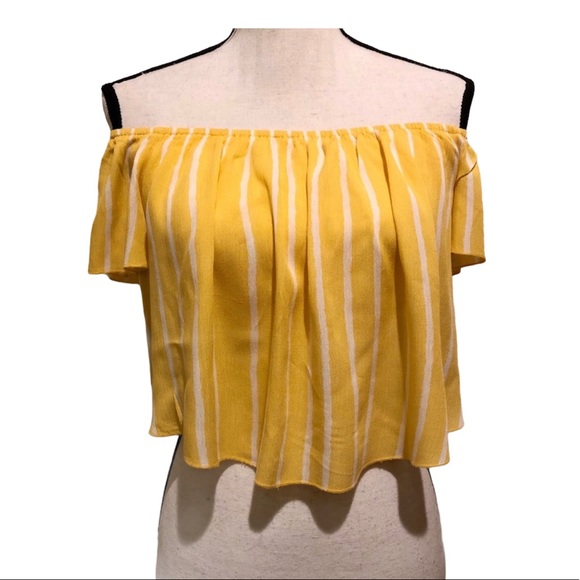 LAST CALL (Donating Soon) 
🎉HP🎉]Striped Off The Shoulder Top - Picture 2 of 4